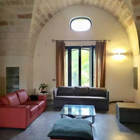 Holis * San Cesario di Lecce
